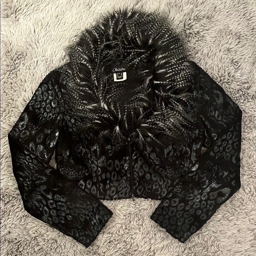 Sleek Black Teddy Jacket with Plush Collar